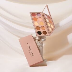 Dominique Cosmetics Eyeshadow Palette - Purple, Gold, Brown Hues